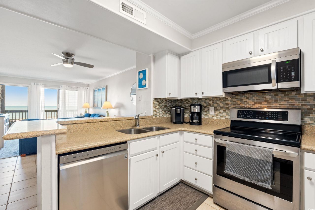 208 N Ocean Blvd. Photo 8