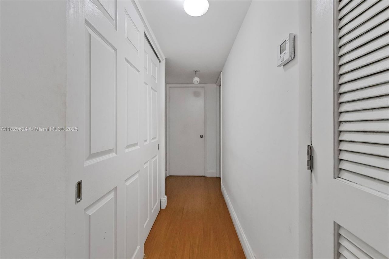 3350 NE 192nd St, Unit 1L-B, Aventura, FL 33180 Photo