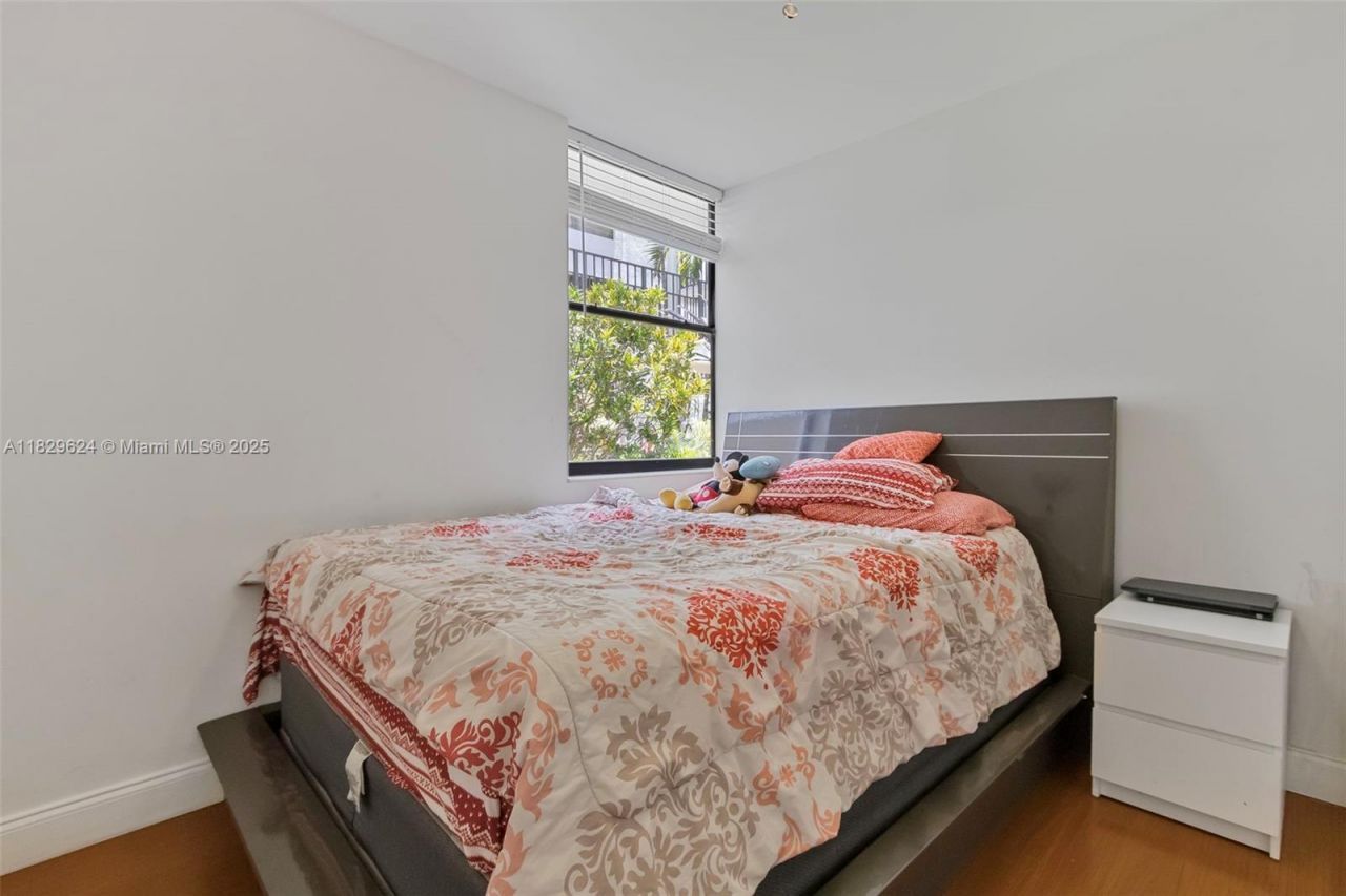 3350 NE 192nd St, Unit 1L-B, Aventura, FL 33180 Photo