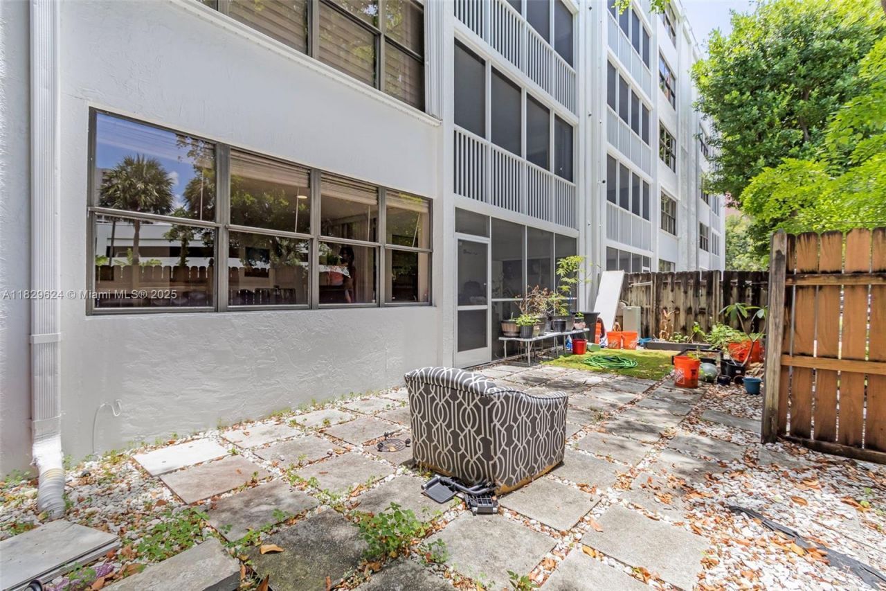 3350 NE 192nd St, Unit 1L-B, Aventura, FL 33180 Photo