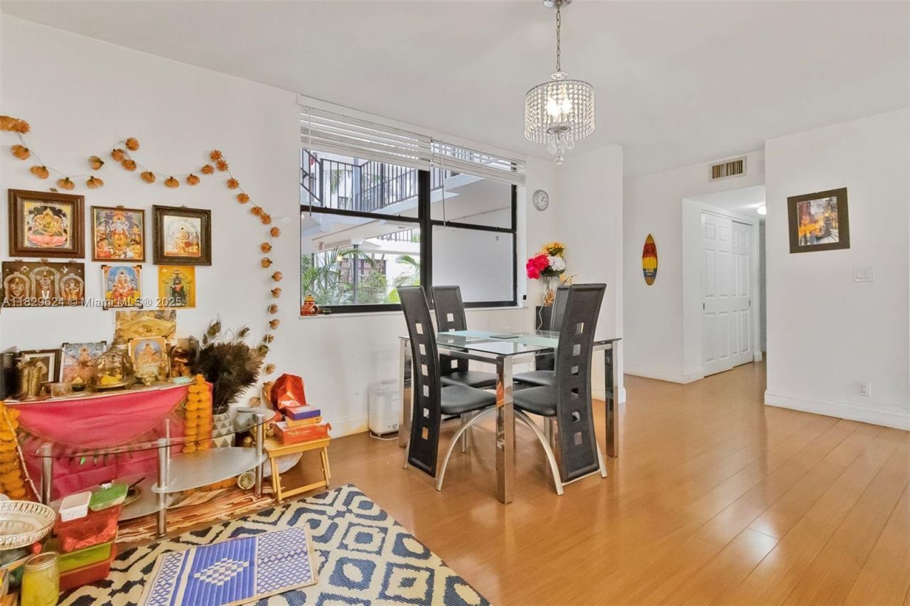 3350 NE 192nd St, Unit 1L-B, Aventura, FL 33180 Photo