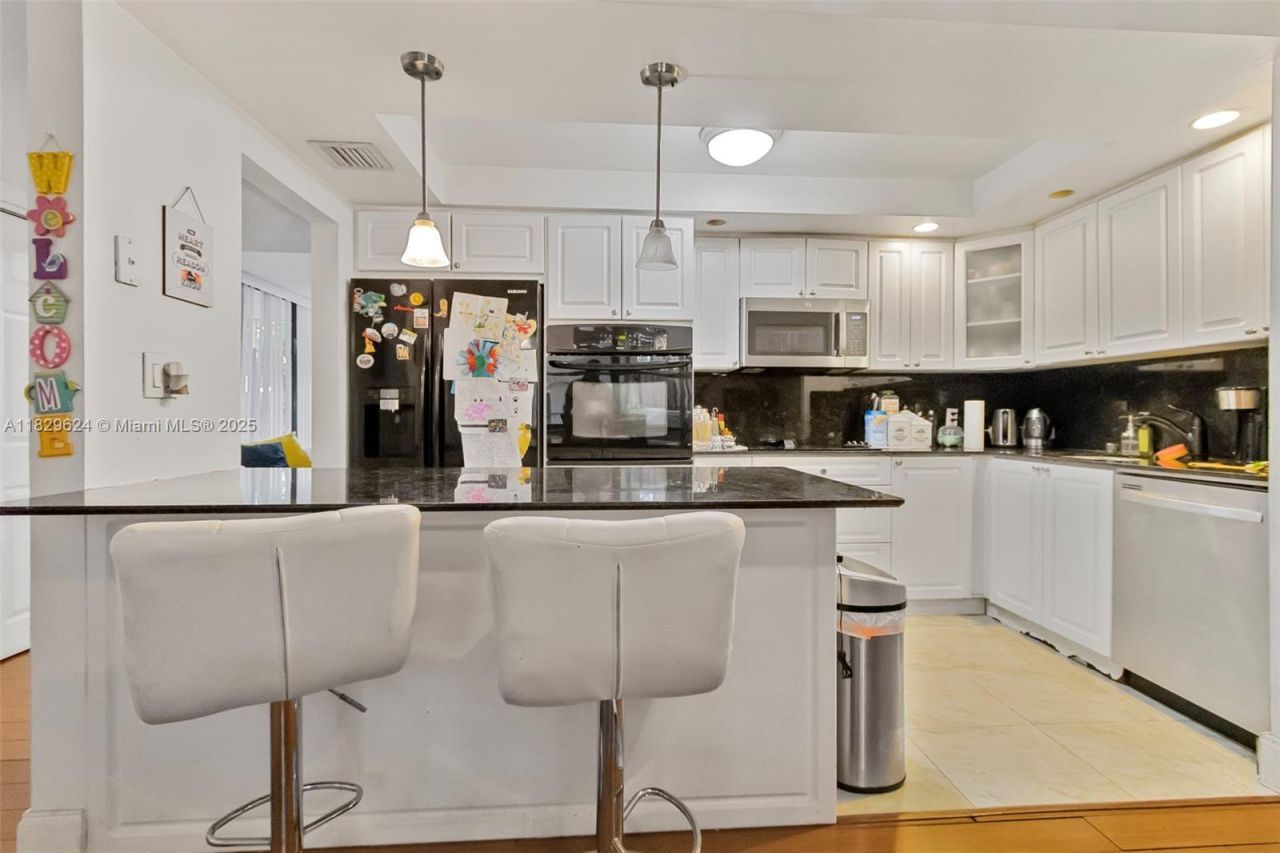 3350 NE 192nd St, Unit 1L-B, Aventura, FL 33180 Photo