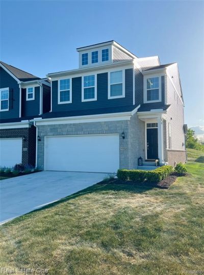 4932 Glenora Drive, Orion Township, MI 48359 Main Photo