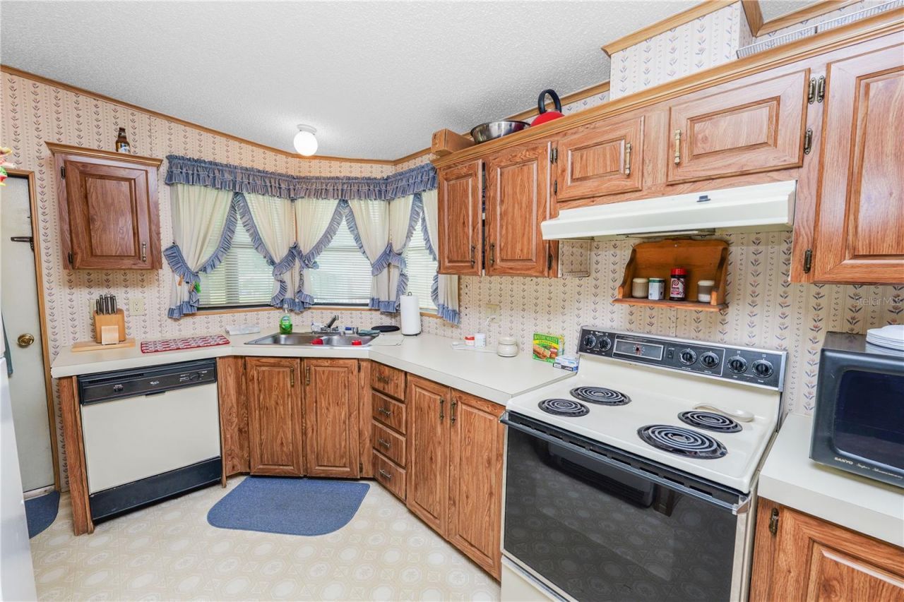 6325 Oakview Lane, Lakeland, FL 33811 Photo