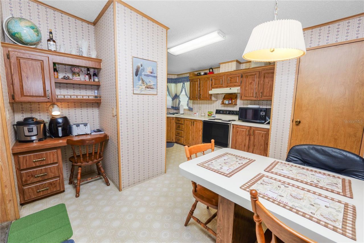 6325 Oakview Lane, Lakeland, FL 33811 Photo