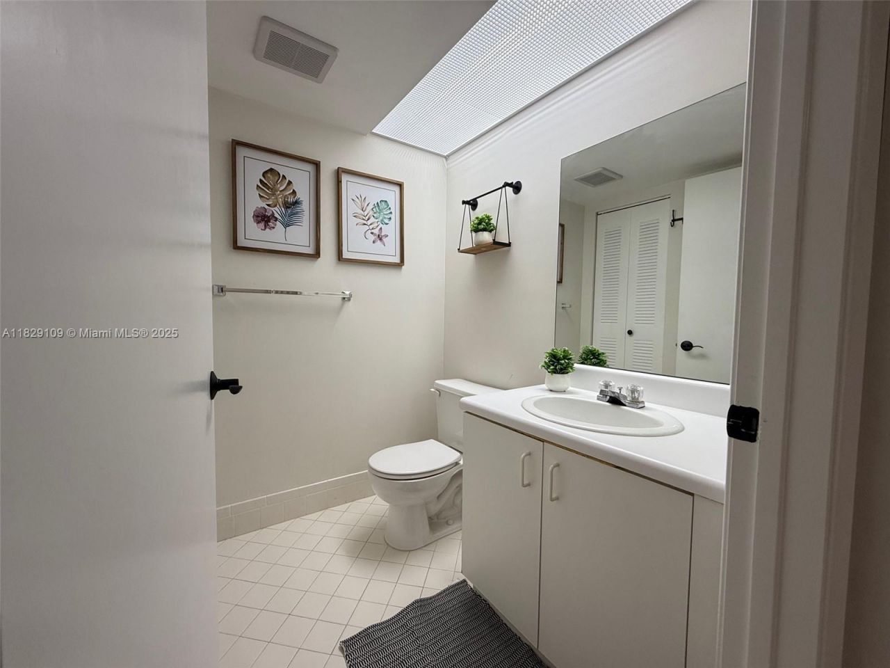 1400 SW 137th Ave, Unit 411F, Pembroke Pines, FL 33027 Photo