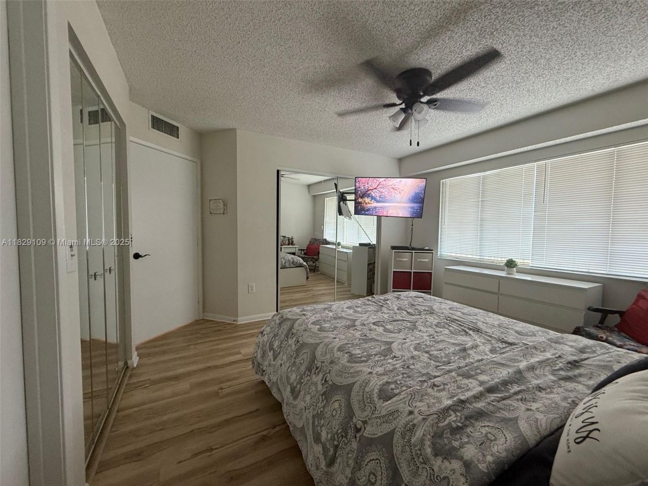 1400 SW 137th Ave, Unit 411F, Pembroke Pines, FL 33027 Photo