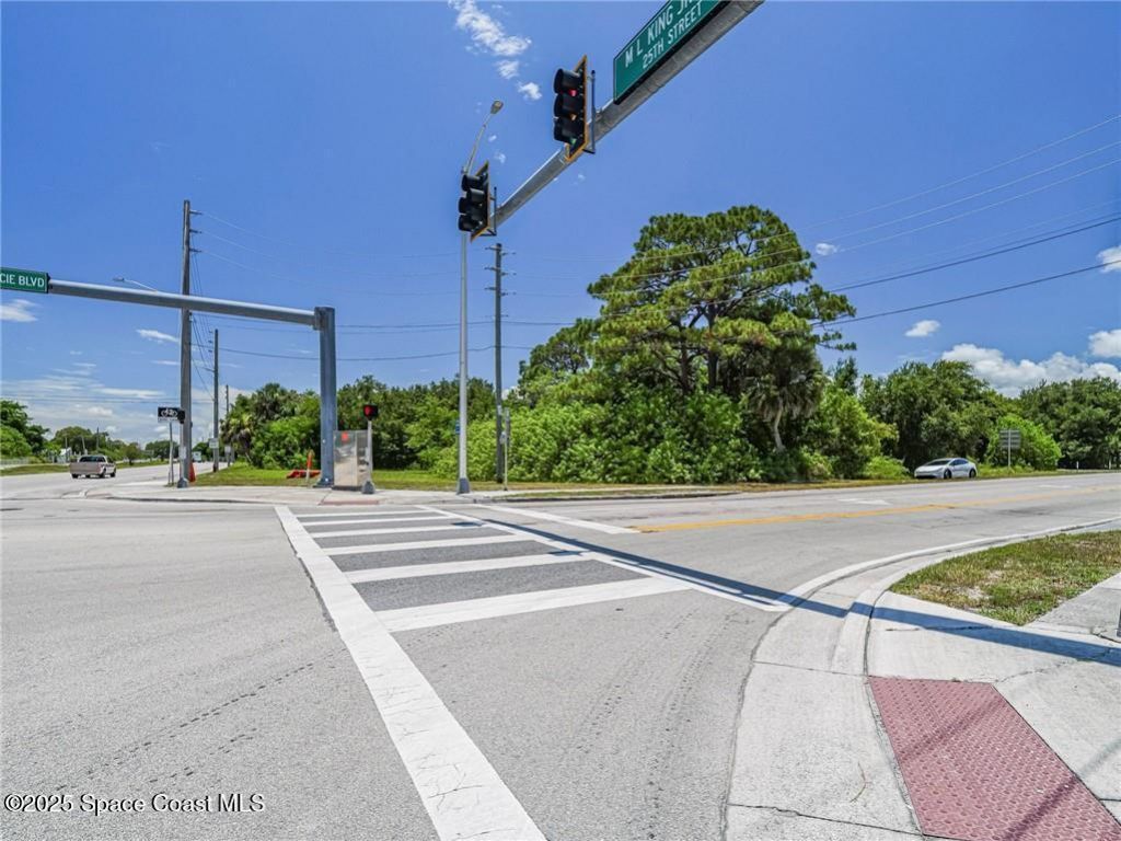 2551 St Lucie Boulevard, Fort Pierce, FL 34951 Photo