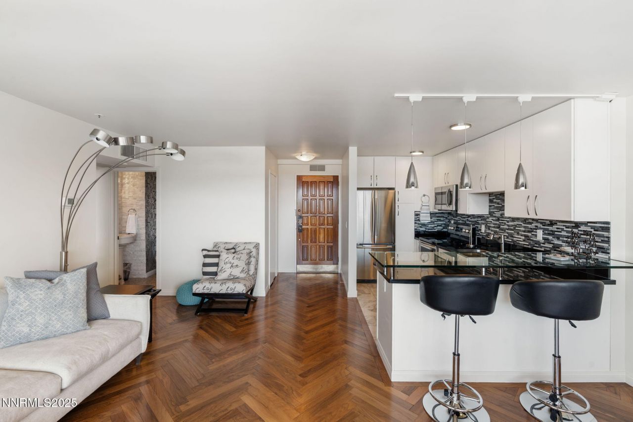 100 N Arlington Avenue, Unit 17G, Reno, NV 89501 Photo
