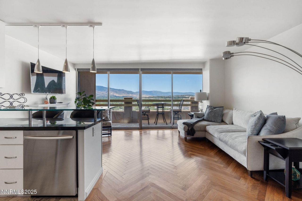 100 N Arlington Avenue, Unit 17G, Reno, NV 89501 Photo