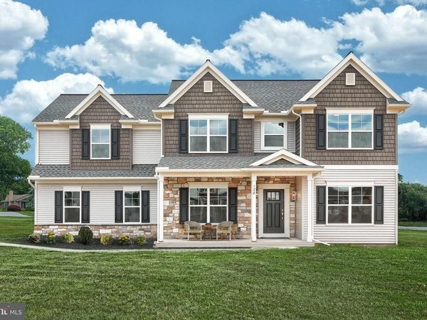 128 FORGE DRIVE, LEBANON, PA 17042