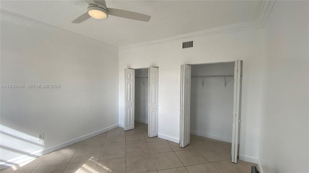 1559 Michigan Ave, Unit 305, Miami Beach, FL 33139 Photo
