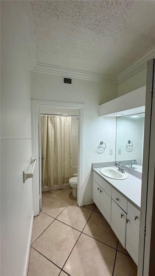 1559 Michigan Ave, Unit 305, Miami Beach, FL 33139 Photo