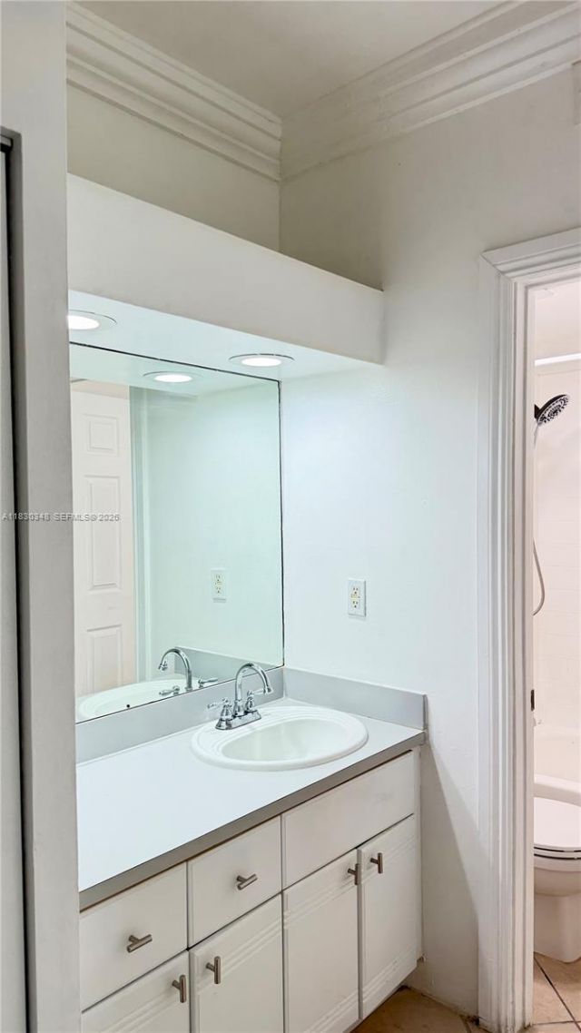 1559 Michigan Ave, Unit 305, Miami Beach, FL 33139 Photo