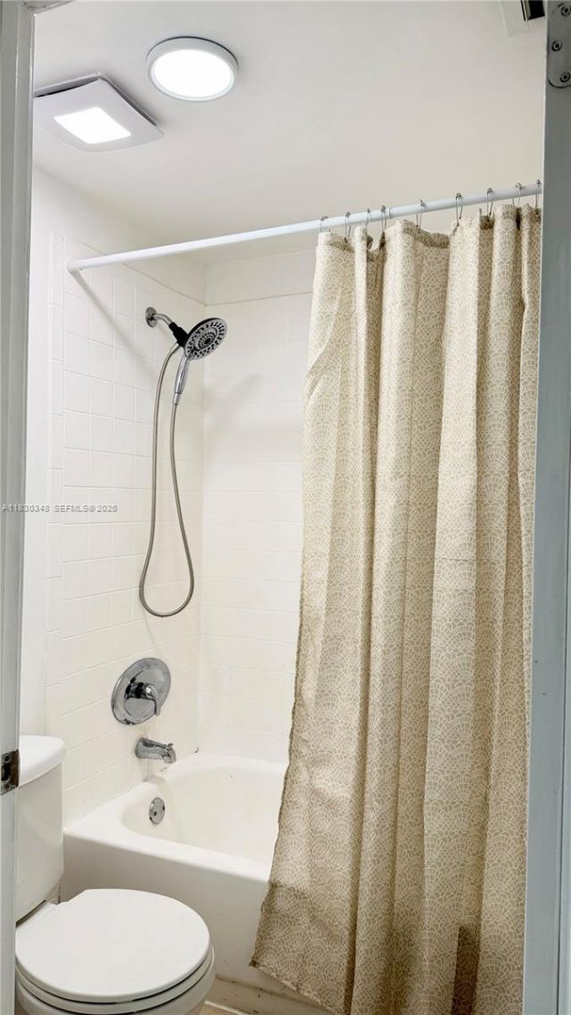 1559 Michigan Ave, Unit 305, Miami Beach, FL 33139 Photo