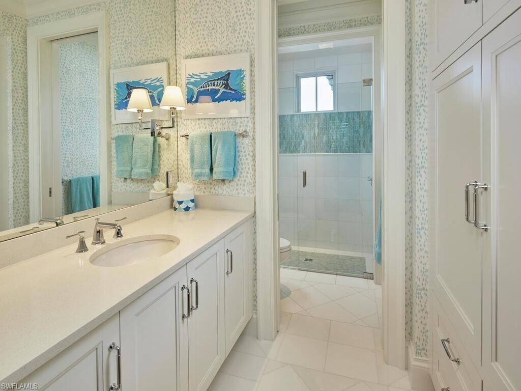 167 4th St N, Naples, FL 34102 Photo