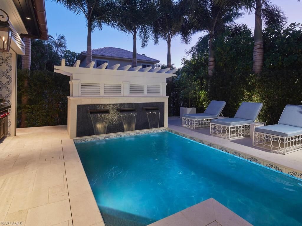 167 4th St N, Naples, FL 34102 Photo