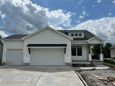 4510 SW Fenwick Road, Lee's Summit, MO 64083