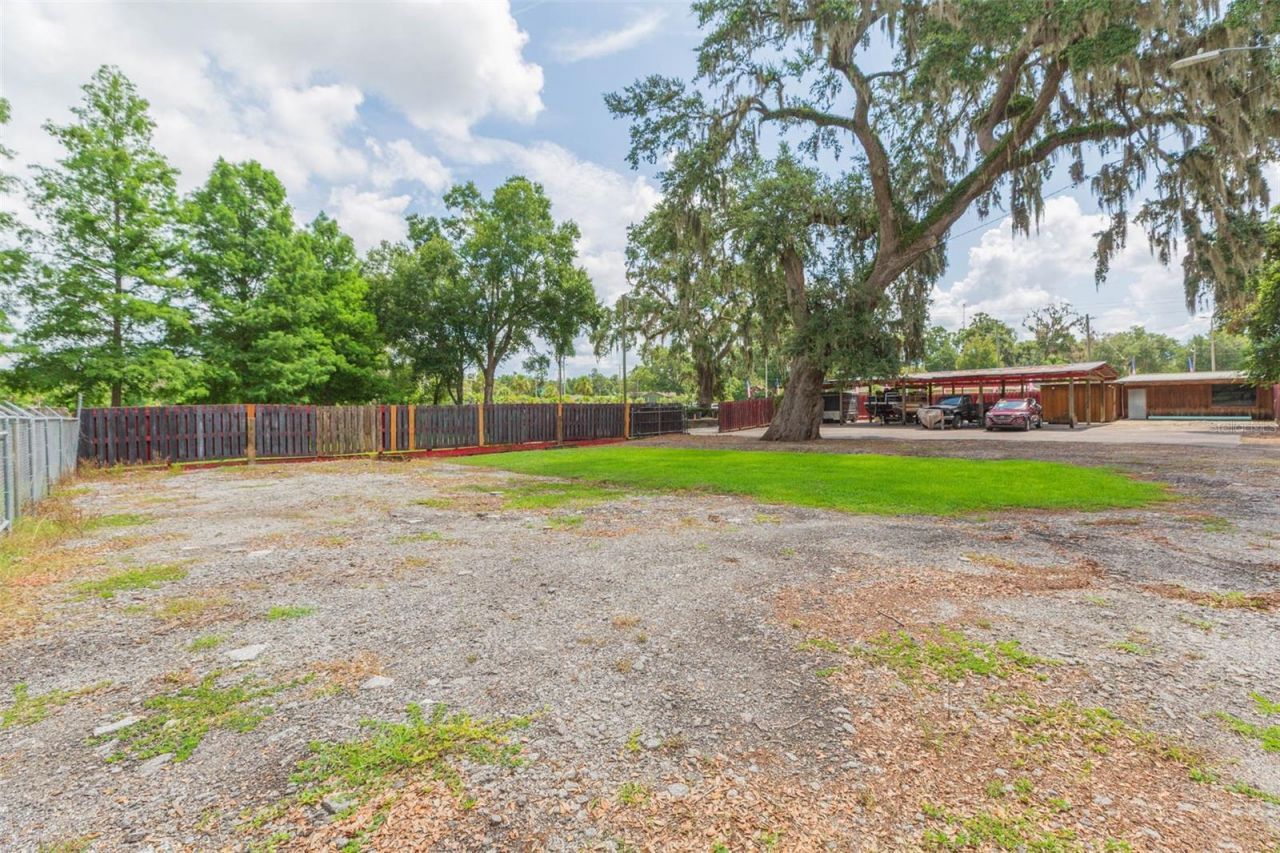 13815 21st Street, Dade City, FL 33525 Photo