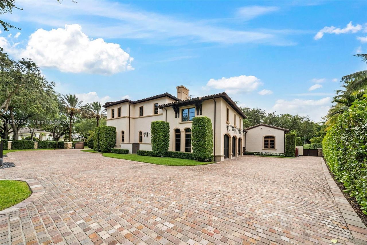 10101 SW 60th Ct, Pinecrest, FL 33156 Photo