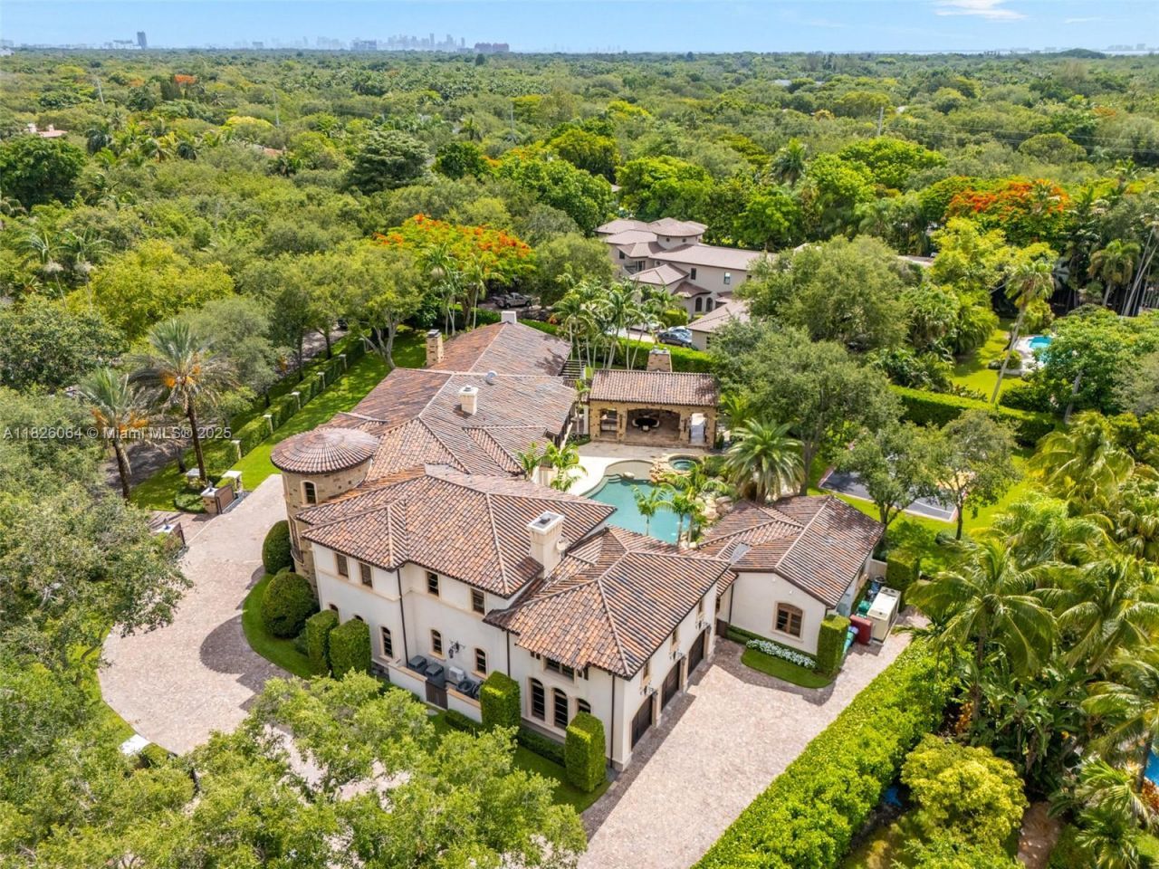 10101 SW 60th Ct, Pinecrest, FL 33156 Photo