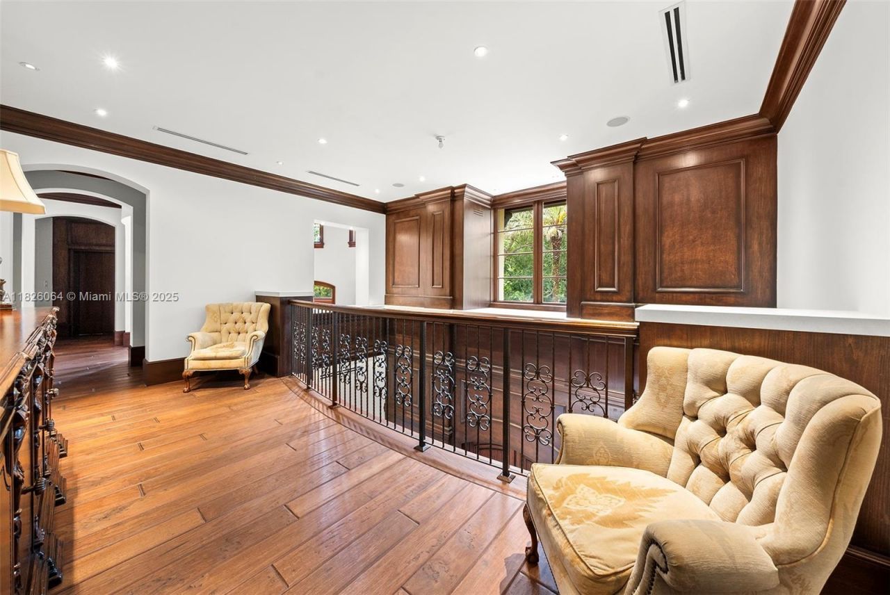 10101 SW 60th Ct, Pinecrest, FL 33156 Photo