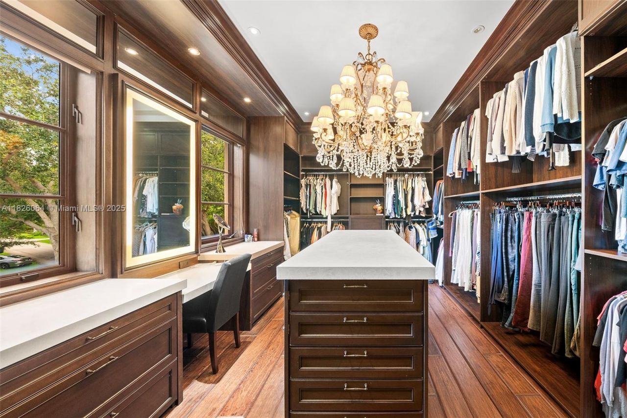 10101 SW 60th Ct, Pinecrest, FL 33156 Photo