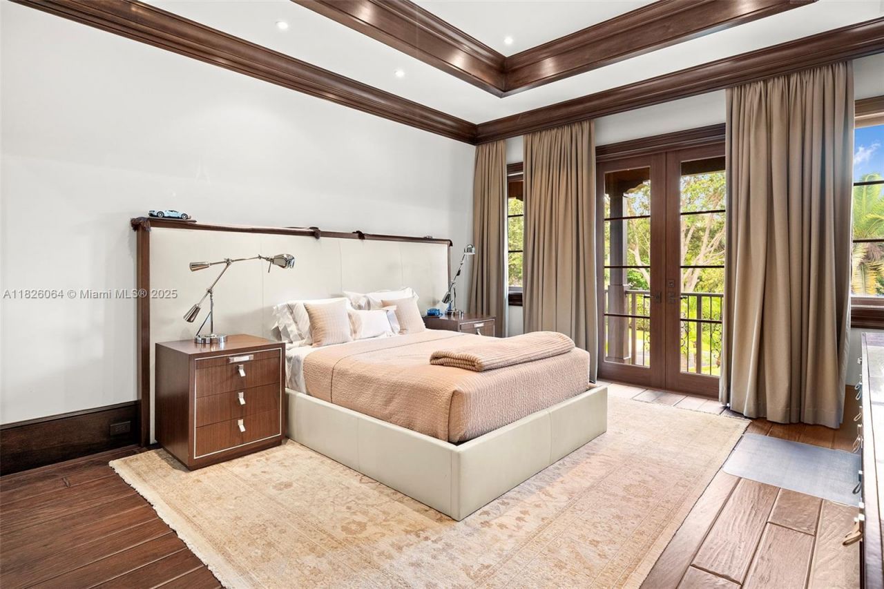 10101 SW 60th Ct, Pinecrest, FL 33156 Photo