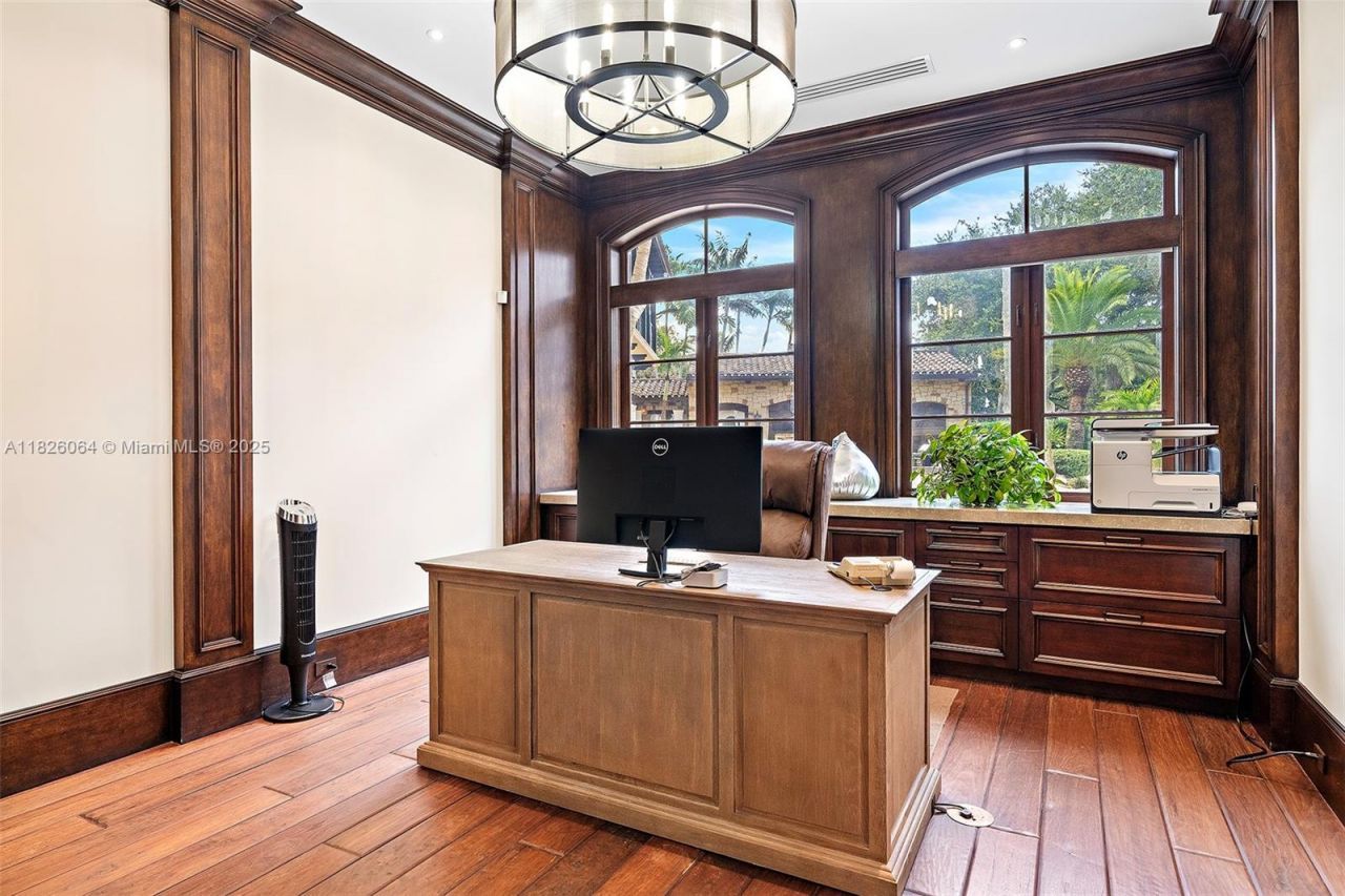 10101 SW 60th Ct, Pinecrest, FL 33156 Photo