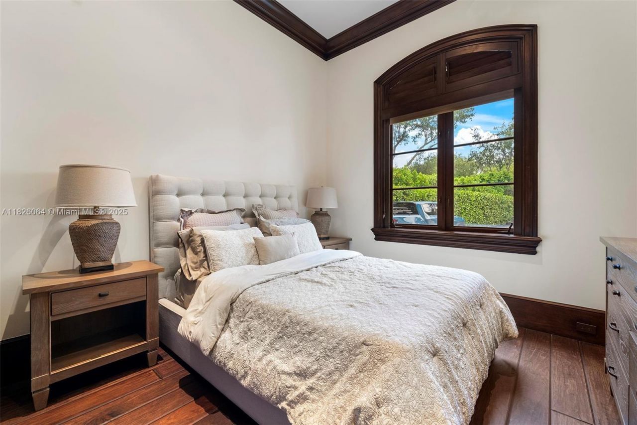 10101 SW 60th Ct, Pinecrest, FL 33156 Photo