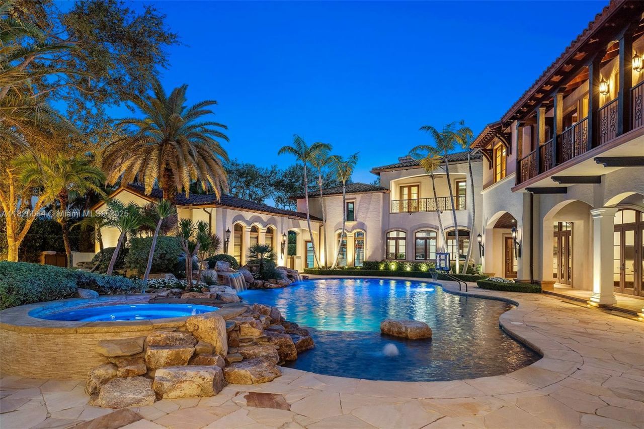 10101 SW 60th Ct, Pinecrest, FL 33156 Photo