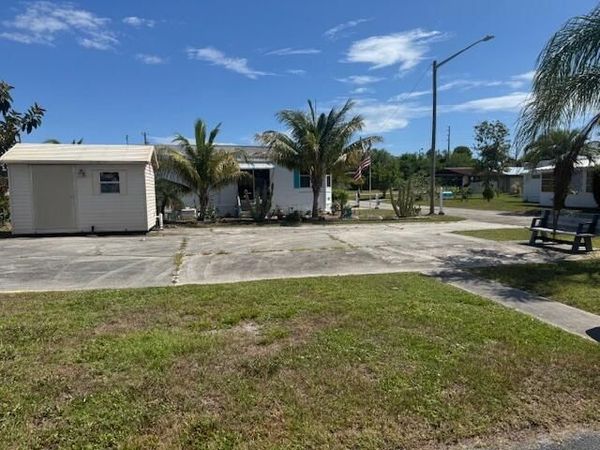2023 St. Lucie Boulevard, Fort Pierce, FL 34946