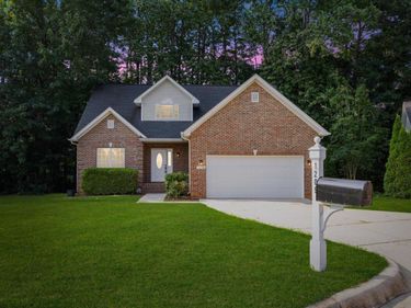 1209 Waterford Green Dr Drive, Apex, NC 27502