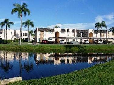 221 FERNWOOD CIRCLE, Unit 221, SEMINOLE, FL 33777