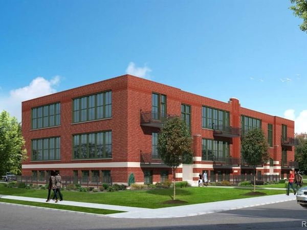 8411 E Forest Avenue, Detroit, MI 48214