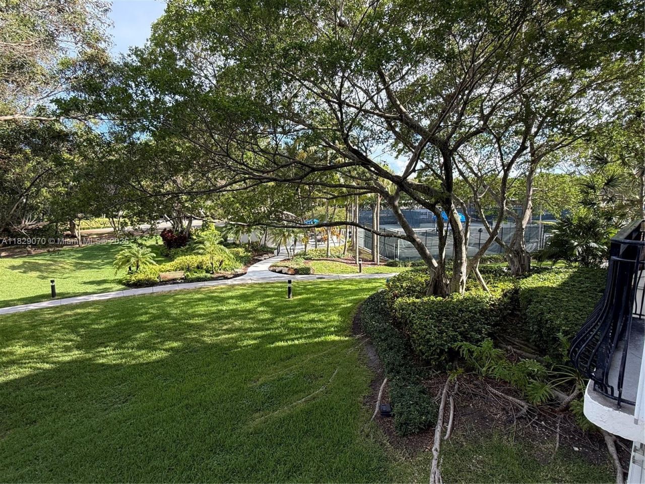 3700 Island Blvd, Unit C203, Aventura, FL 33160 Photo