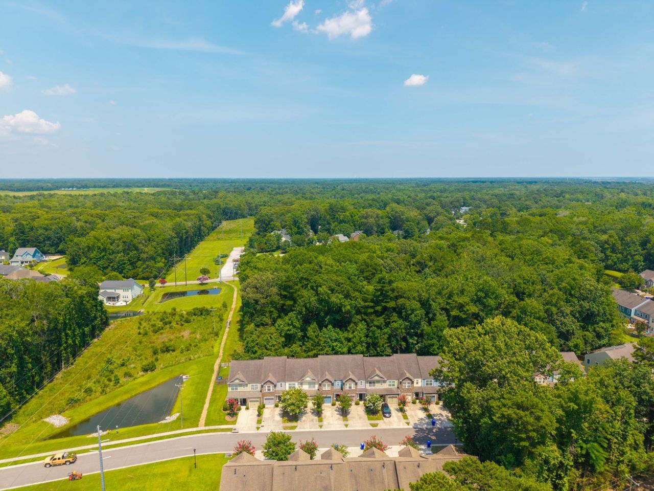854 Bibury Court Photo 29