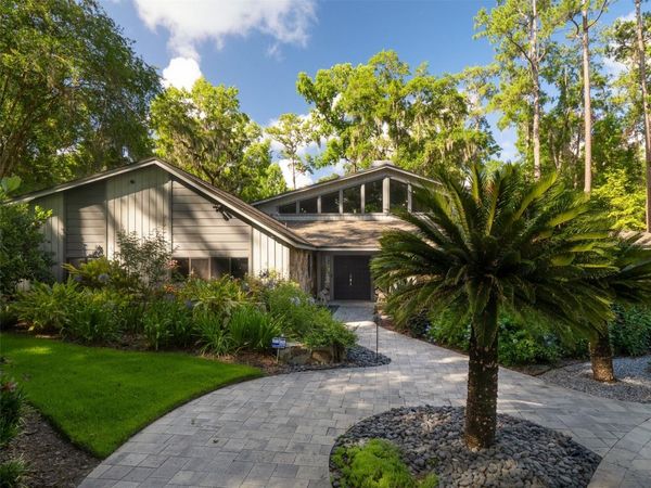 2261 NW 24TH AVENUE, GAINESVILLE, FL 32605