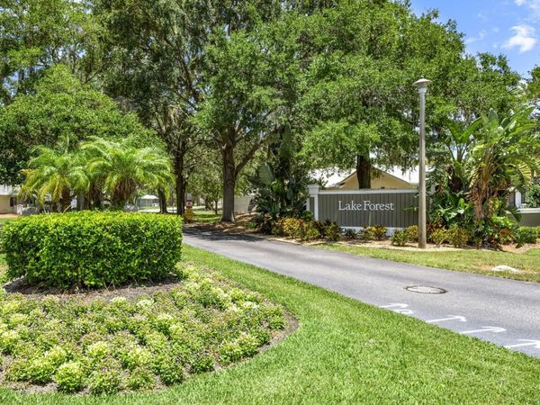 39 LAKE FOREST PLACE, PALM COAST, FL 32137