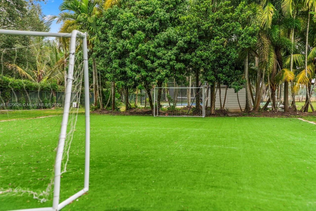 14875 SW 212th St, Miami, FL 33187 Photo