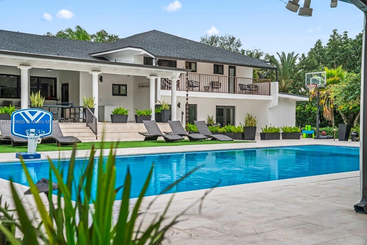 14875 SW 212th St, Miami, FL 33187 Photo