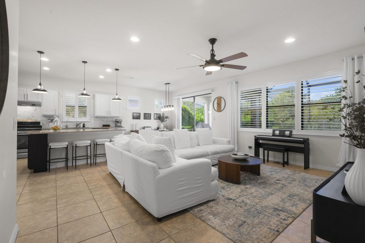 560 SE Monet Drive, Port Saint Lucie, FL 34984 Photo