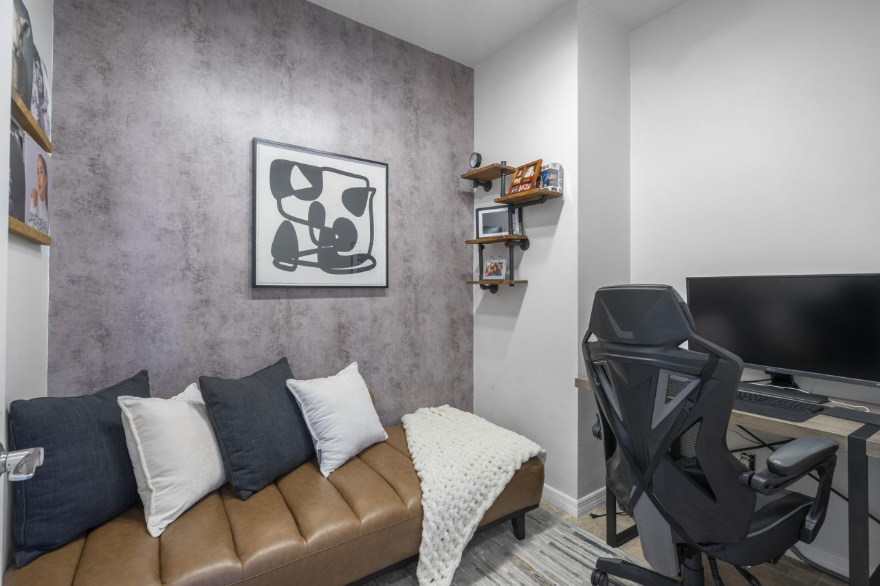 560 SE Monet Drive, Port Saint Lucie, FL 34984 Photo