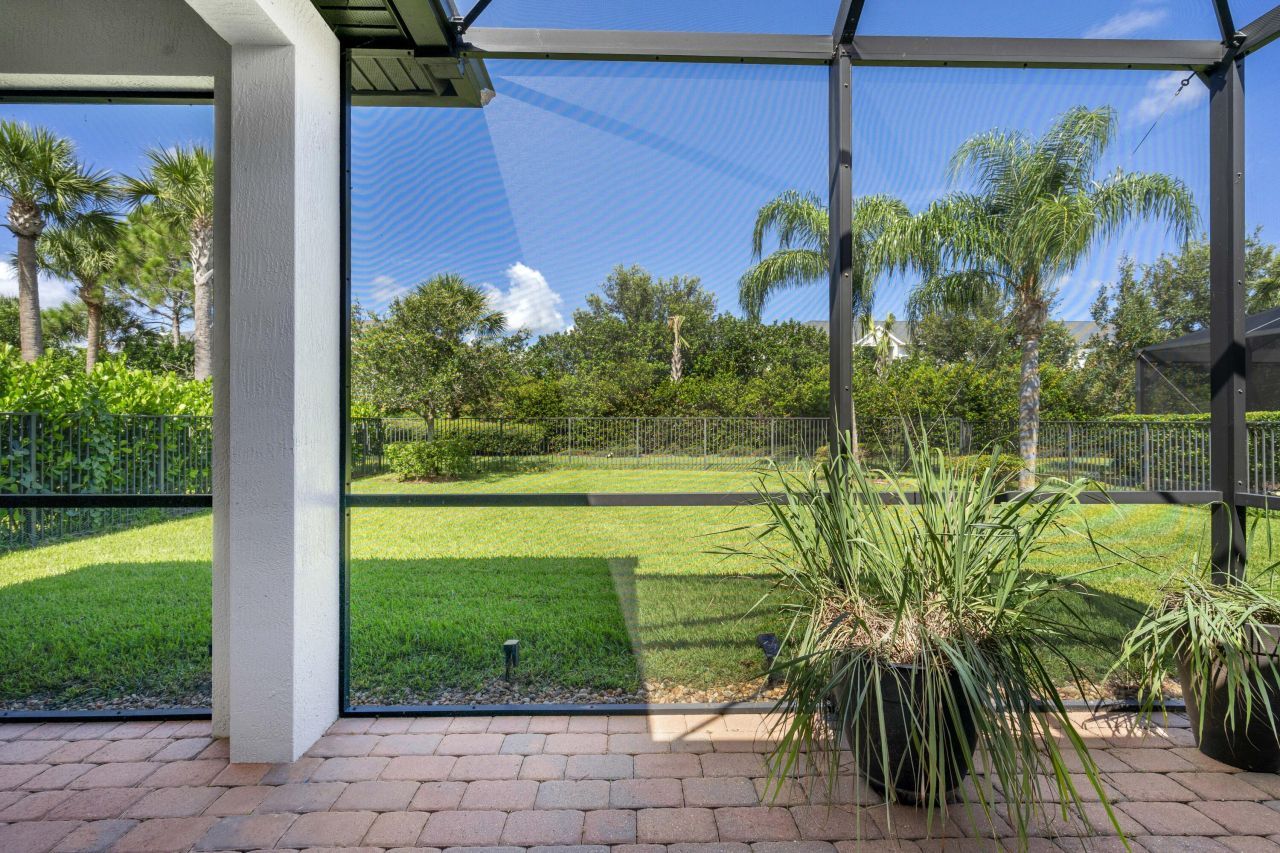 560 SE Monet Drive, Port Saint Lucie, FL 34984 Photo