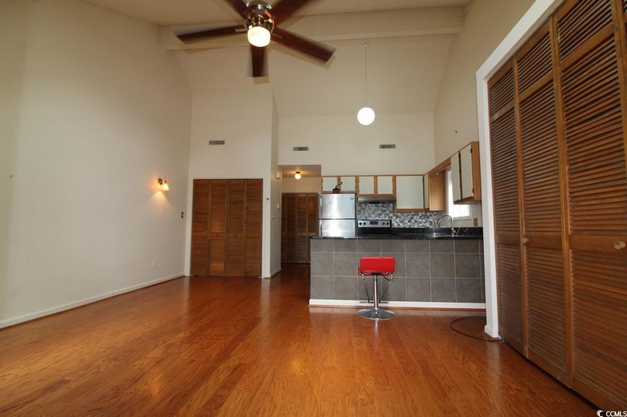 923 Fairwood Lakes Ln. Photo 7