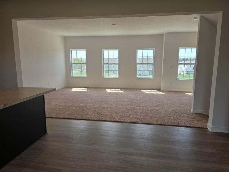 5946 Abernathy Lane, Columbus, OH 43232 Photo 13