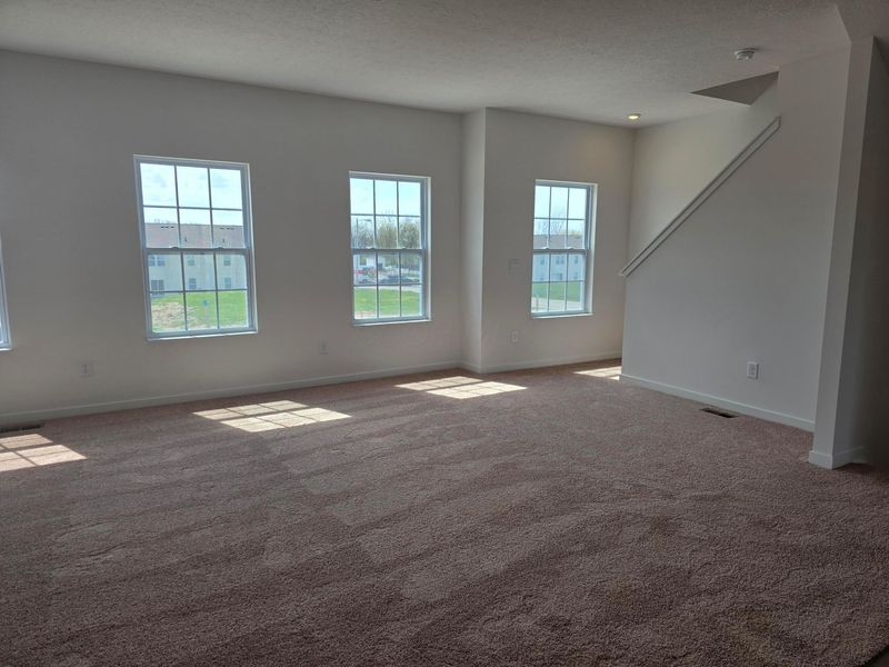 5946 Abernathy Lane, Columbus, OH 43232 Photo 15