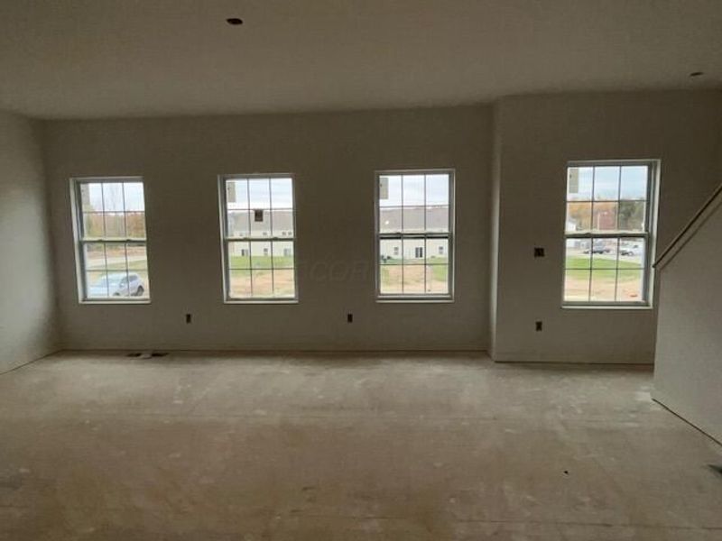 5946 Abernathy Lane, Columbus, OH 43232 Photo 8