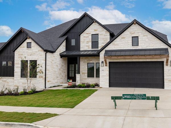 2000 Crimson Sunset DR, Georgetown, TX 78628