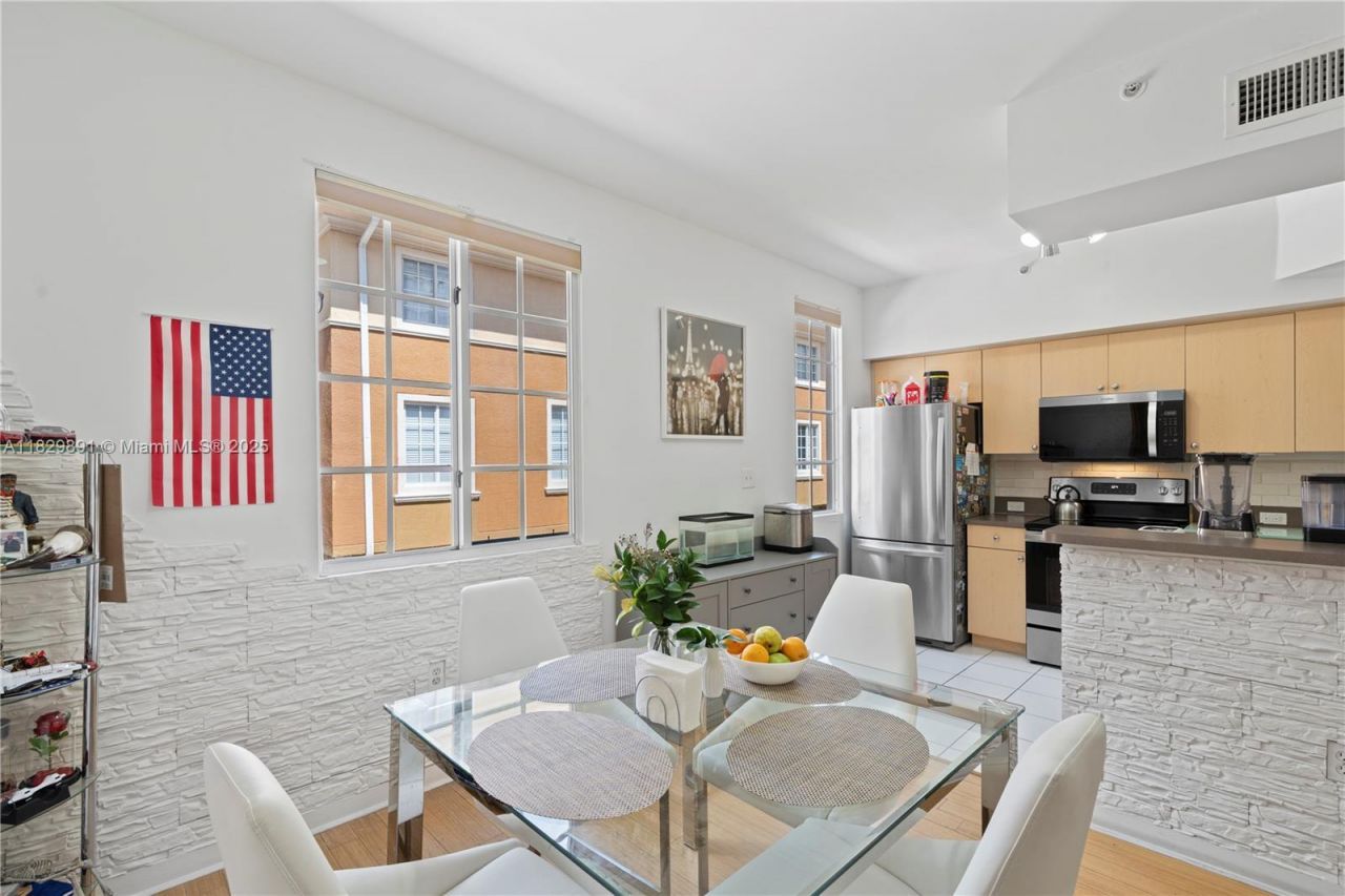 2811 NE 185th St, Unit 804, Aventura, FL 33180 Photo